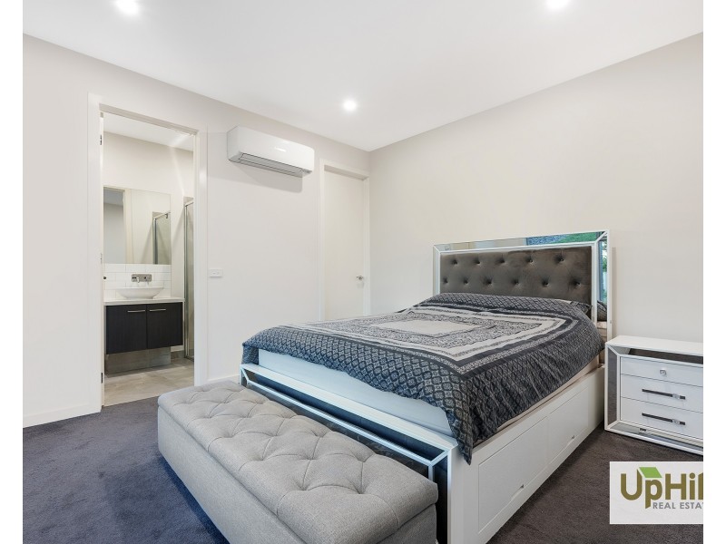 12 Marcela Walk, Clyde North VIC 3978