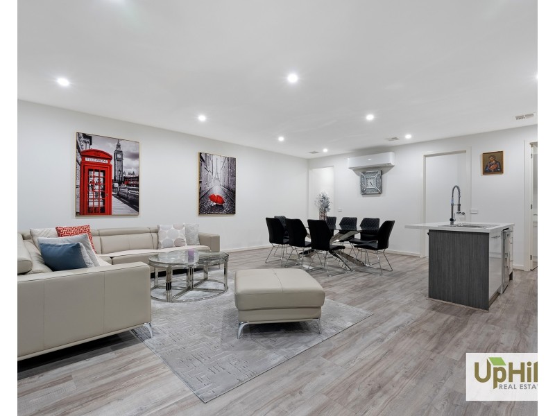 12 Marcela Walk, Clyde North VIC 3978