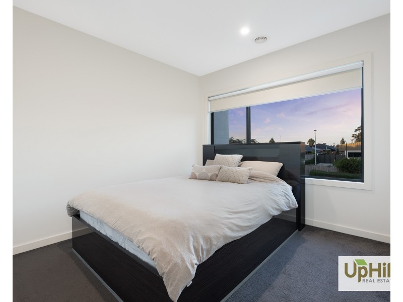 12 Marcela Walk, Clyde North VIC 3978