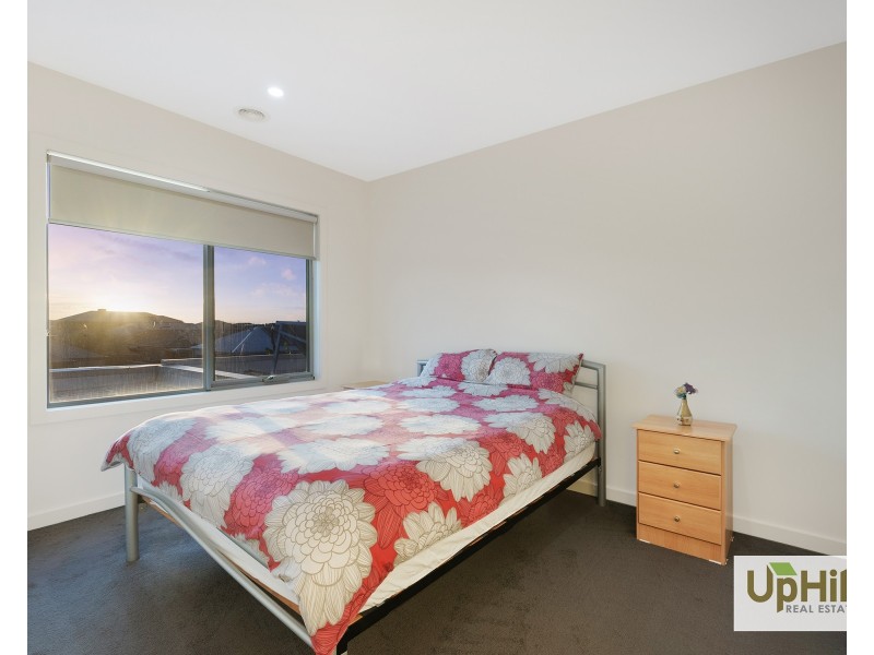 12 Marcela Walk, Clyde North VIC 3978