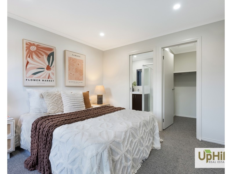 11 Omega Street, Carrum Downs VIC 3201