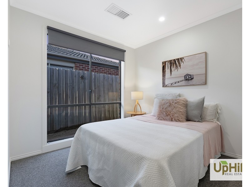 11 Omega Street, Carrum Downs VIC 3201