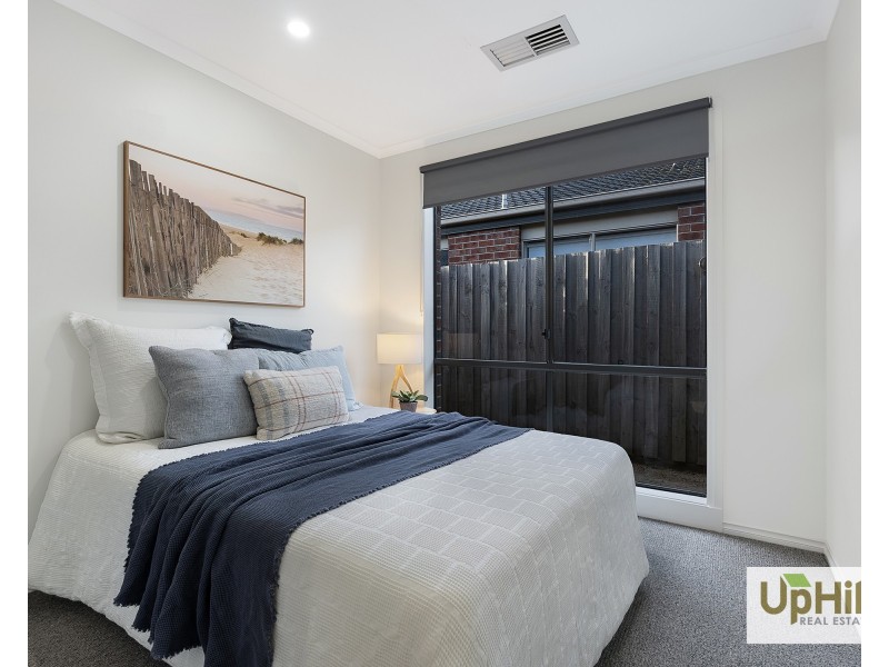 11 Omega Street, Carrum Downs VIC 3201