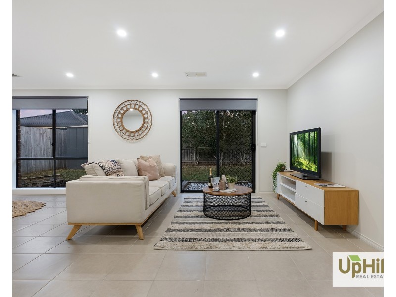 11 Omega Street, Carrum Downs VIC 3201