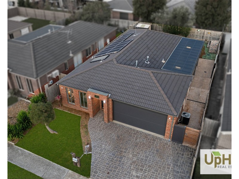 11 Omega Street, Carrum Downs VIC 3201