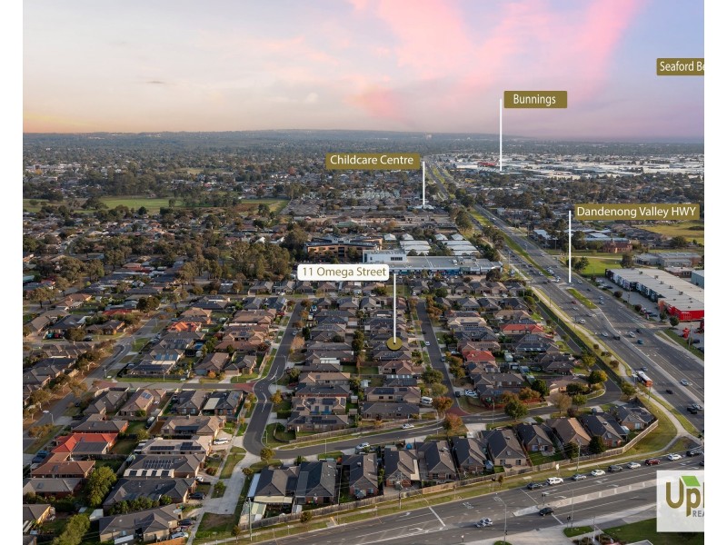 11 Omega Street, Carrum Downs VIC 3201