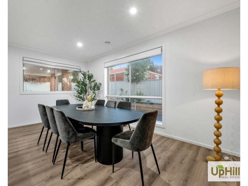 47 HUNT CLUB BOULEVARD, Cranbourne East VIC 3977