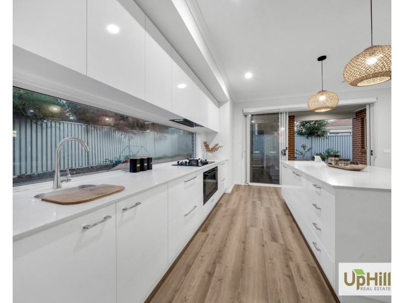47 HUNT CLUB BOULEVARD, Cranbourne East VIC 3977