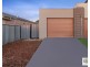 5A Fleuve Rise, Clyde North VIC 3978