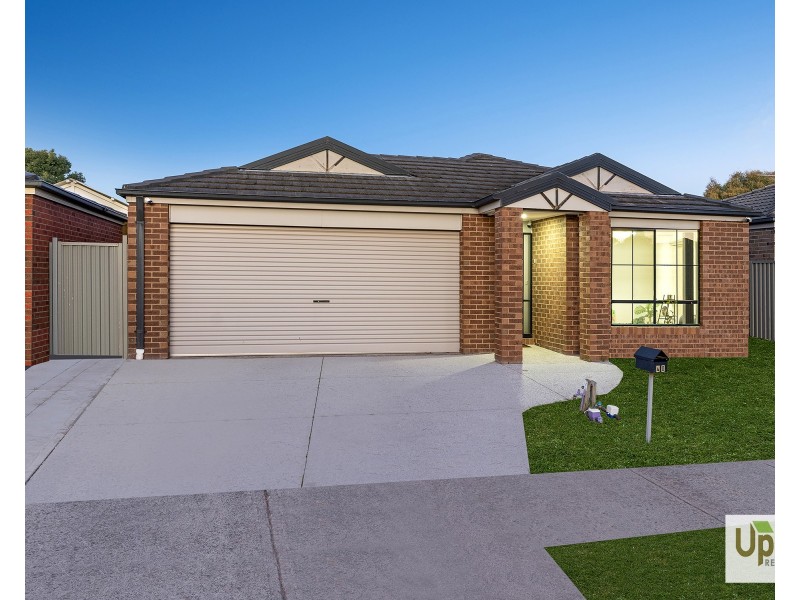 40 TYNDALL ST, Cranbourne East VIC 3977