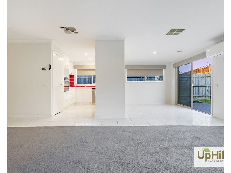 52 Tangemere Way, Cranbourne East VIC 3977