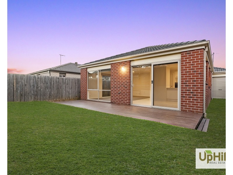 52 Tangemere Way, Cranbourne East VIC 3977