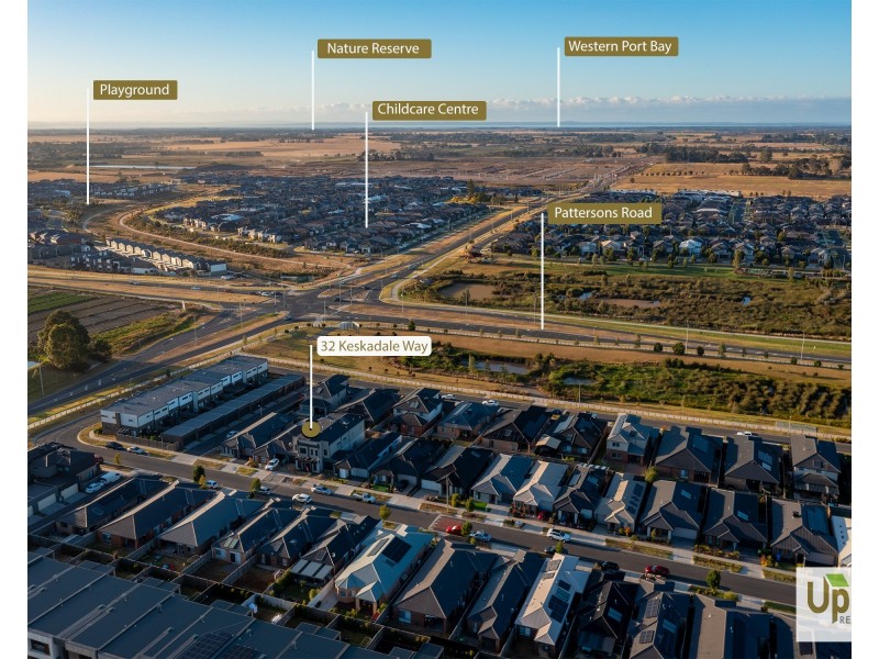 32 Keskadale Way, Clyde North VIC 3978