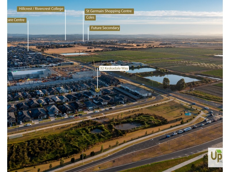 32 Keskadale Way, Clyde North VIC 3978