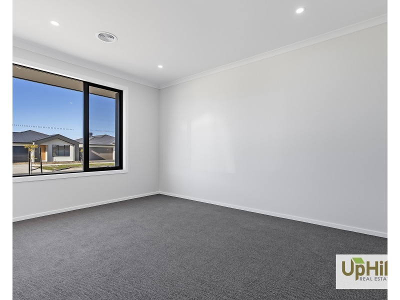 45 Tulk Street, Officer VIC 3809