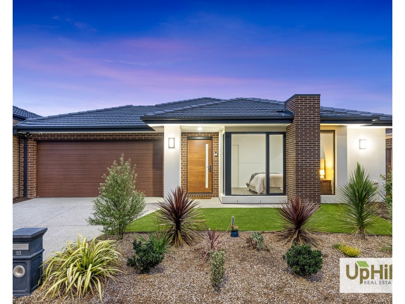 18 Eiger Street, Clyde North VIC 3978