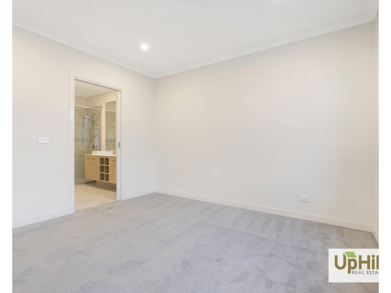 13 Fremont Street, Clyde VIC 3978