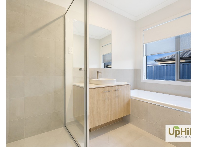 13 Fremont Street, Clyde VIC 3978