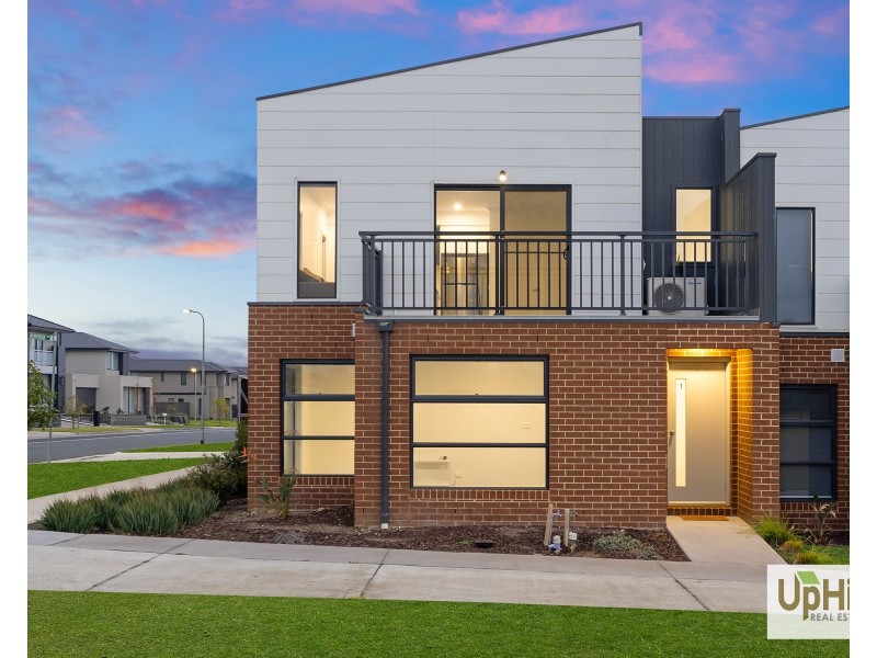 1 Monterey Loop, Clyde VIC 3978