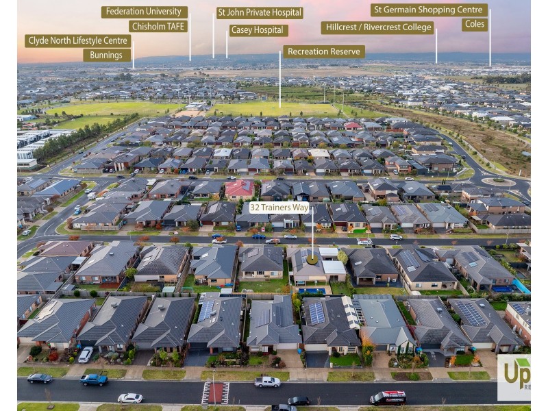 32 Trainers Way, Clyde North VIC 3978