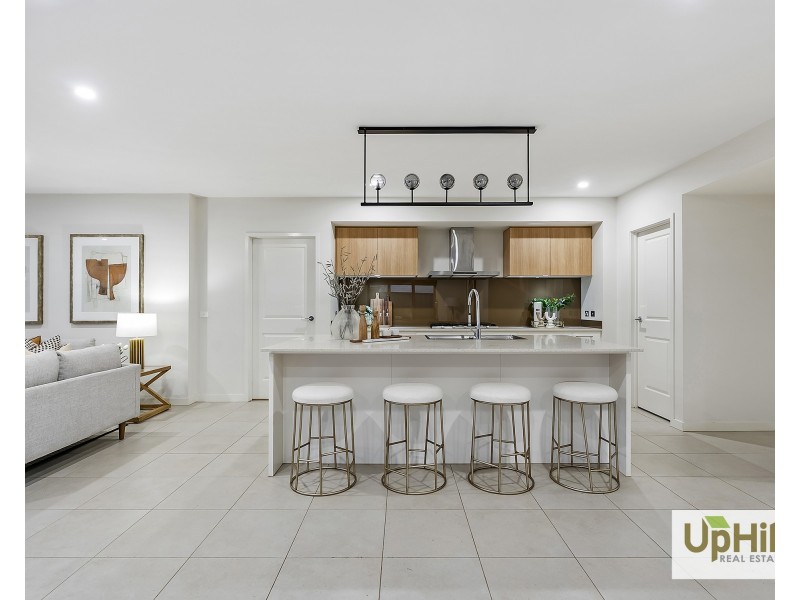 18 Calibre Circuit, Clyde North VIC 3978