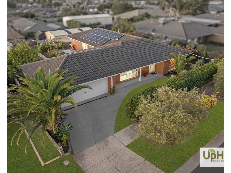 8 Katrina Court, Carrum Downs VIC 3201