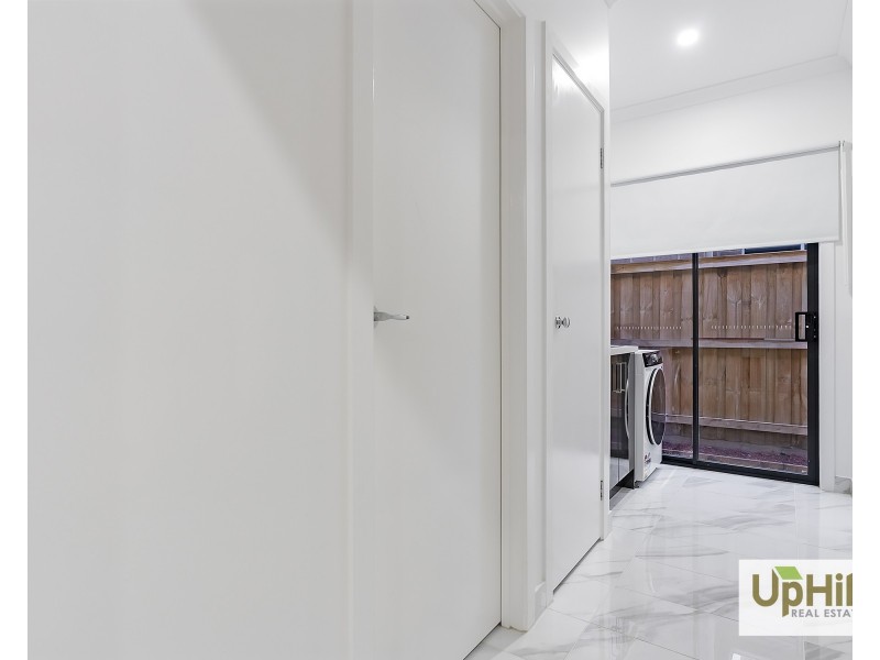 12 Luxembourg Avenue, Clyde North VIC 3978