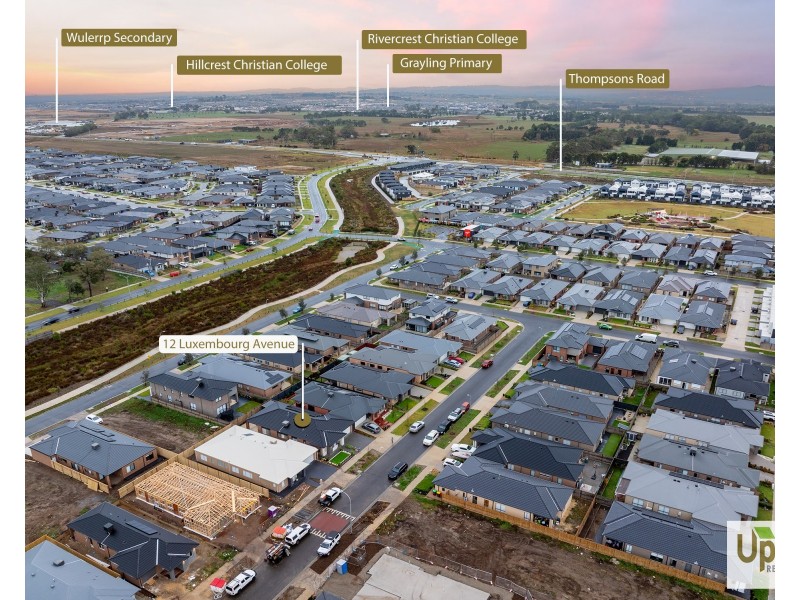 12 Luxembourg Avenue, Clyde North VIC 3978