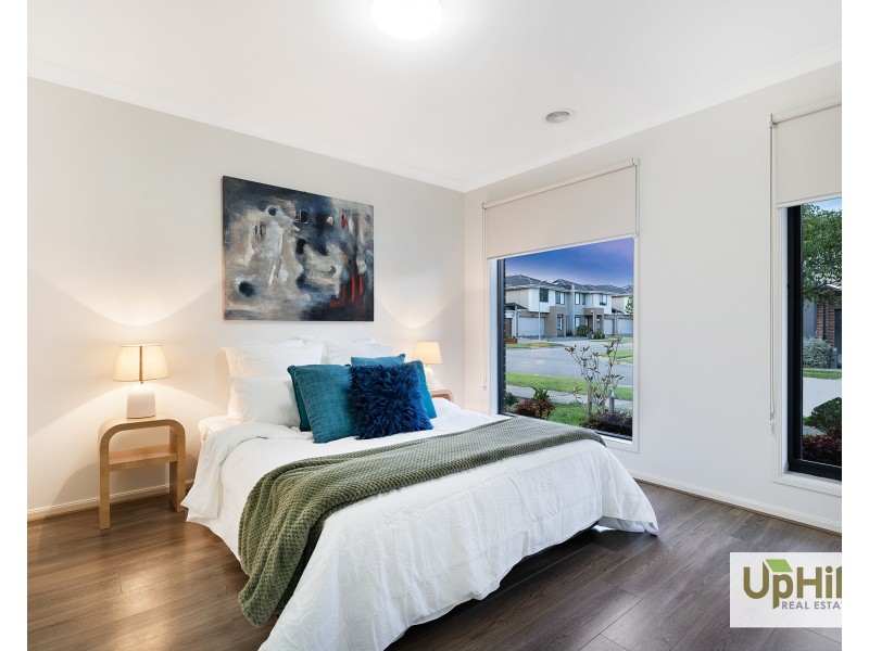 20 Noah Road, Clyde North VIC 3978