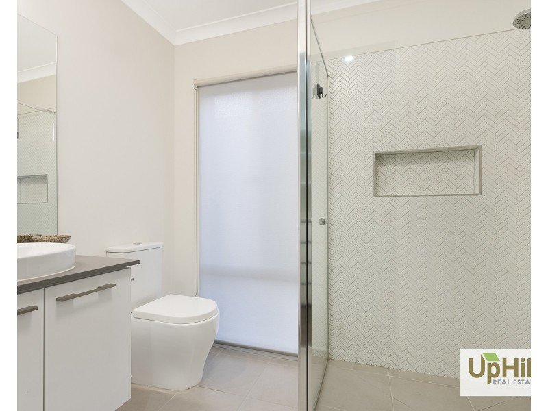 20 Noah Road, Clyde North VIC 3978