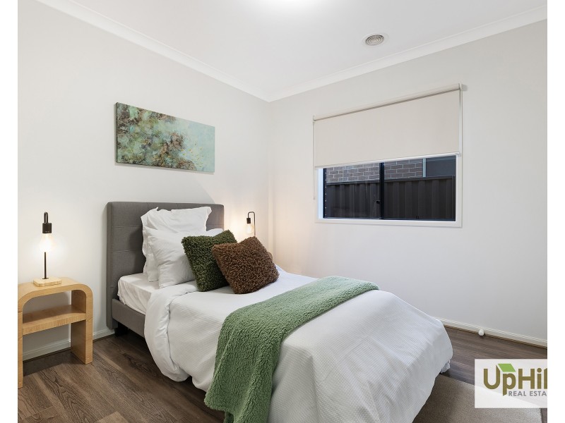 20 Noah Road, Clyde North VIC 3978