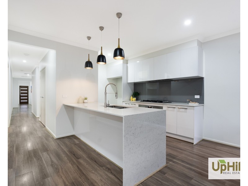 20 Noah Road, Clyde North VIC 3978