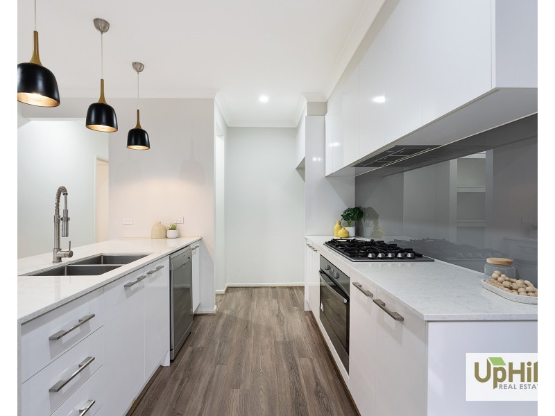 20 Noah Road, Clyde North VIC 3978