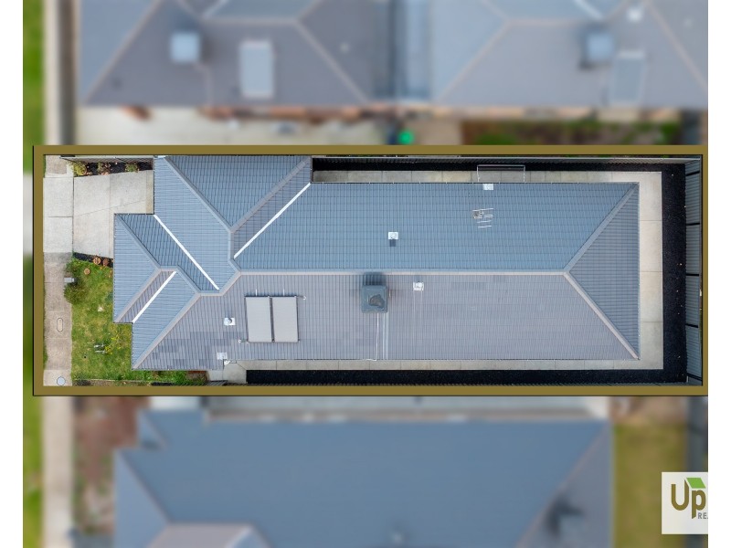 20 Noah Road, Clyde North VIC 3978