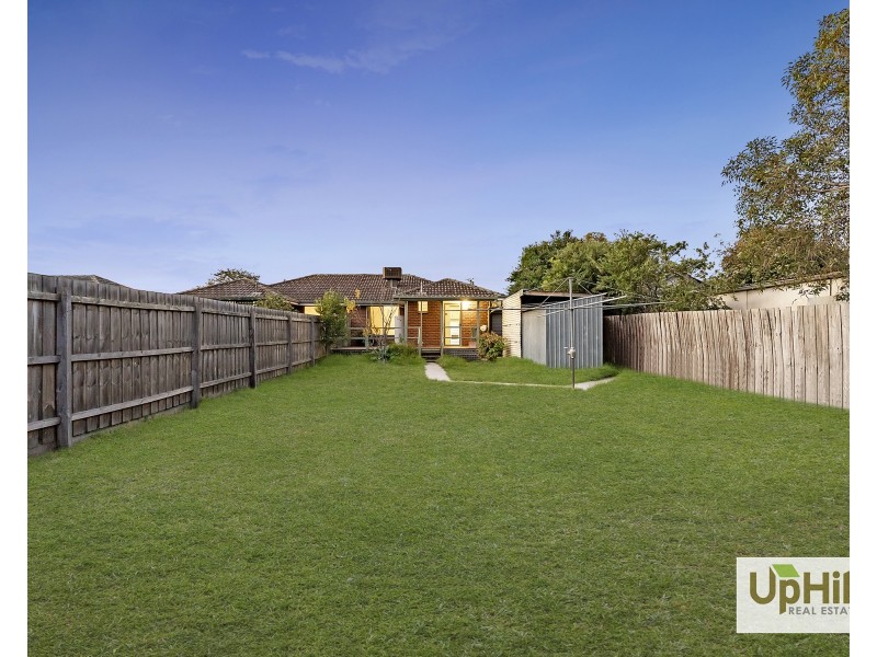 18 Walter Street, Cranbourne VIC 3977