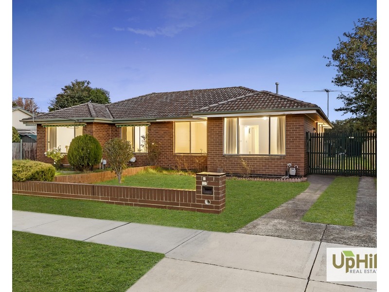 18 Walter Street, Cranbourne VIC 3977