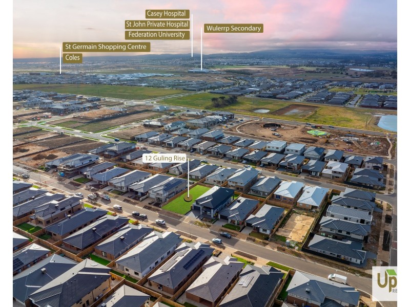 12 Guling Rise, Clyde North VIC 3978