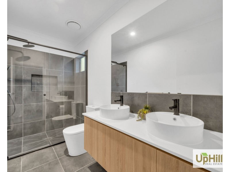 26 Boboli Avenue, Clyde North VIC 3978