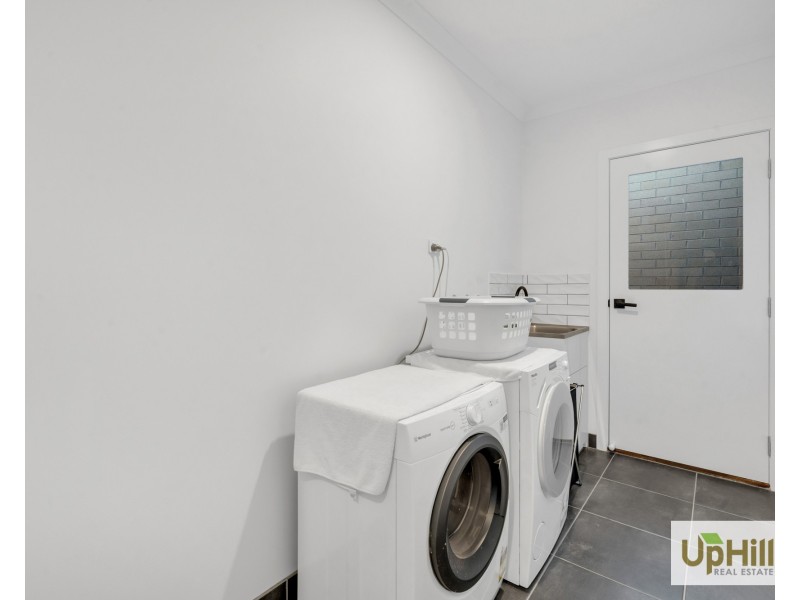 26 Boboli Avenue, Clyde North VIC 3978