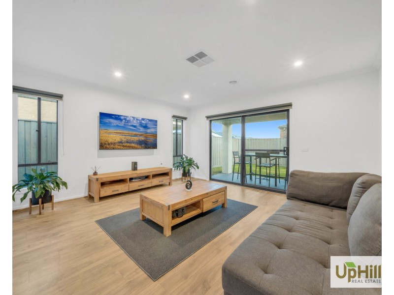 26 Boboli Avenue, Clyde North VIC 3978