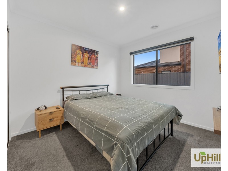 26 Boboli Avenue, Clyde North VIC 3978