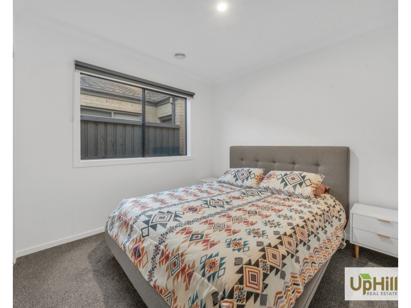 26 Boboli Avenue, Clyde North VIC 3978