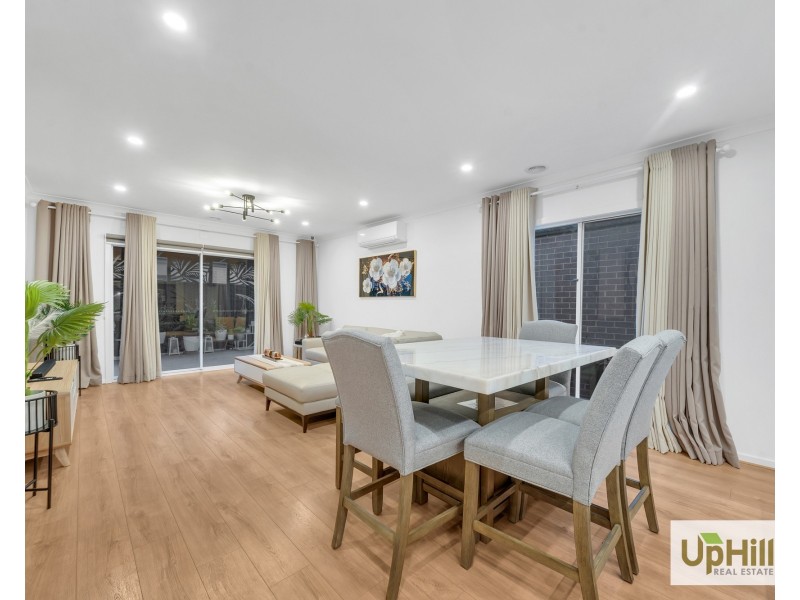 9 Mocha Grove, Clyde North VIC 3978