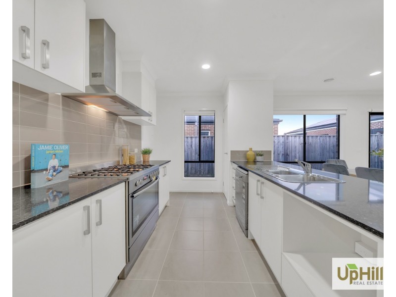 45 Marija Crescent, Berwick VIC 3806