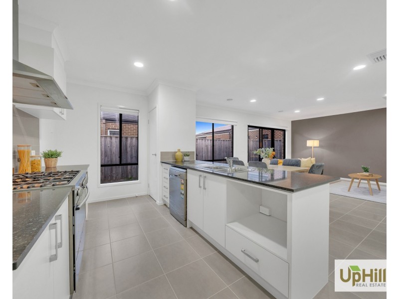 45 Marija Crescent, Berwick VIC 3806