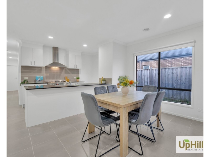 45 Marija Crescent, Berwick VIC 3806