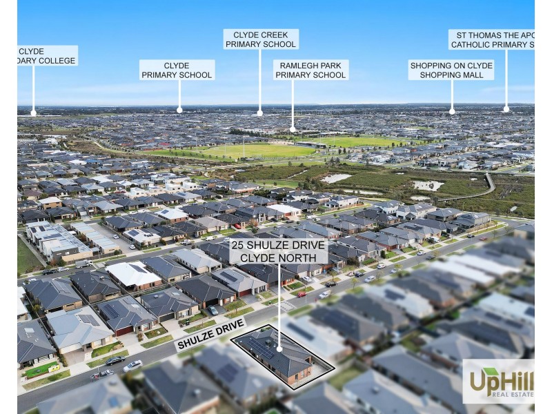 25 Shulze Drive, Clyde North VIC 3978