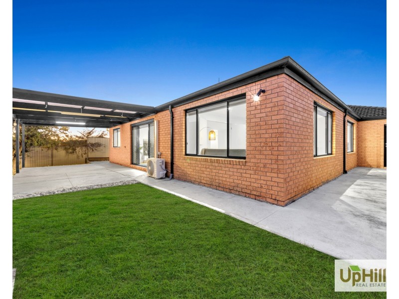 11 Nell Place, Narre Warren South VIC 3805