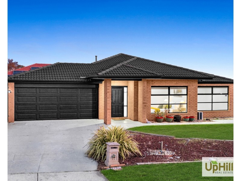 11 Nell Place, Narre Warren South VIC 3805