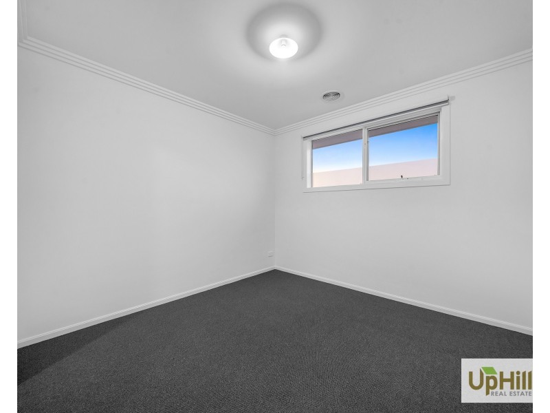 7 Ziga Street, Clyde North VIC 3978